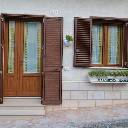 Marghegio' House Apartment Ceglie Messapica Exterior photo